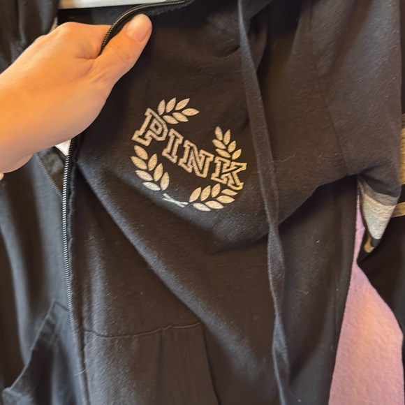 Pink Sweater - Picture 3 of 4